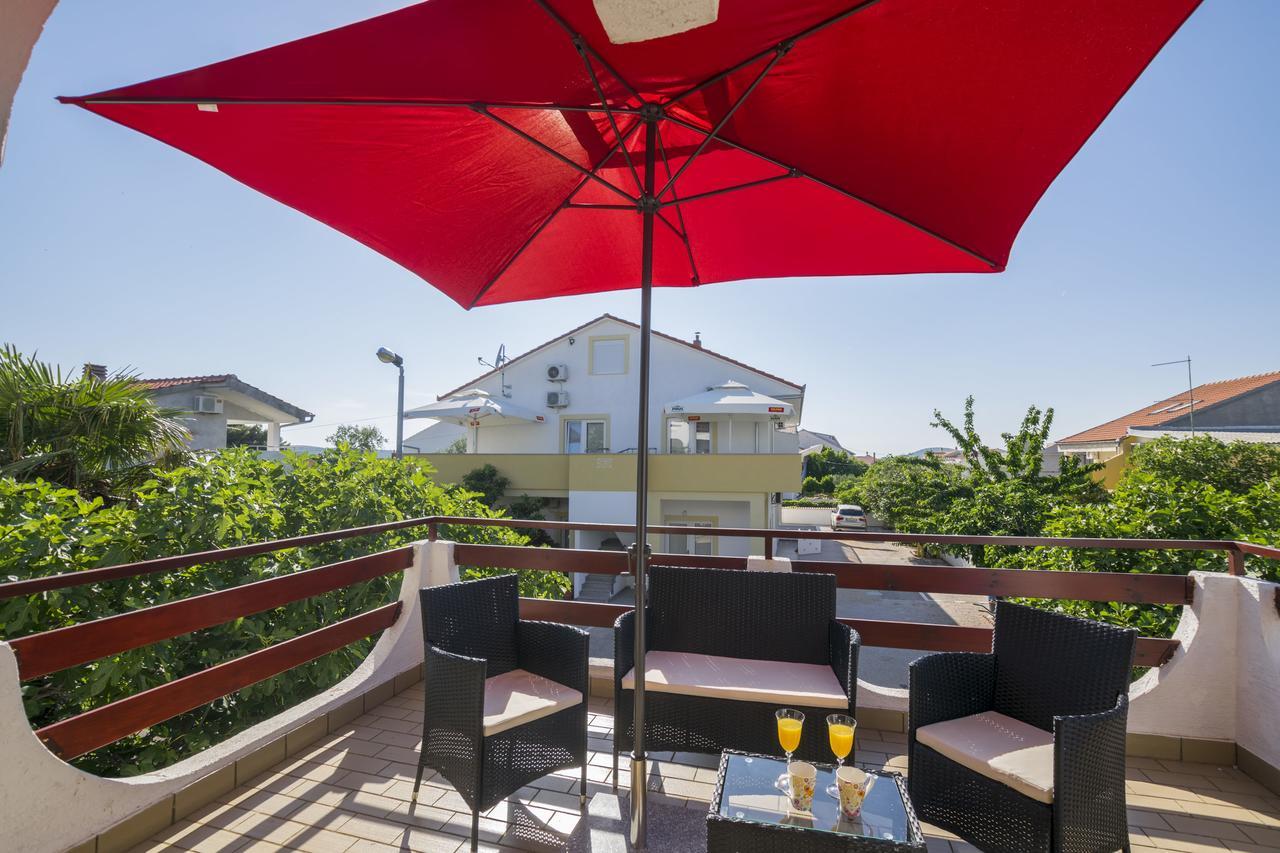 Apartments Katarina Pirovac Zewnętrze zdjęcie