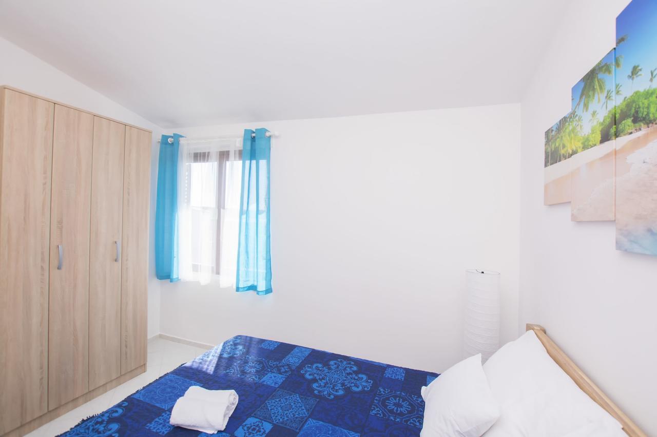 Apartments Katarina Pirovac Zewnętrze zdjęcie