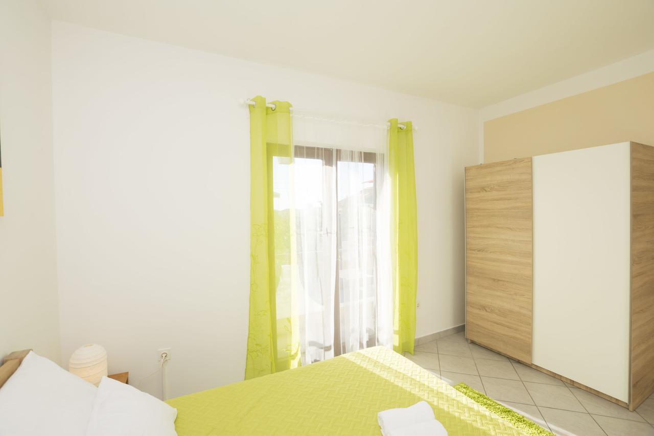Apartments Katarina Pirovac Zewnętrze zdjęcie
