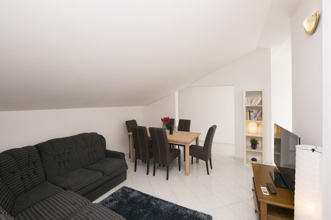 Apartments Katarina Pirovac Zewnętrze zdjęcie