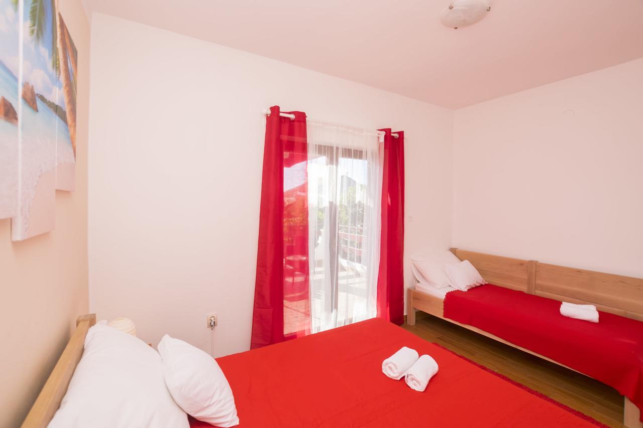 Apartments Katarina Pirovac Zewnętrze zdjęcie